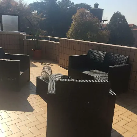Porto, Costa Cabral Rooftop Appartement